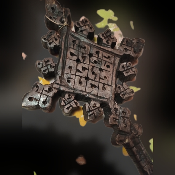 Handmade carved wooden key - decorative wall hanging or gift - Picture 7 of 9